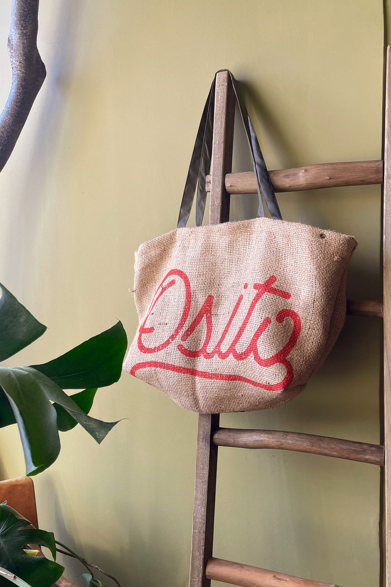 The Ultimate Utility Tote - Premium 001