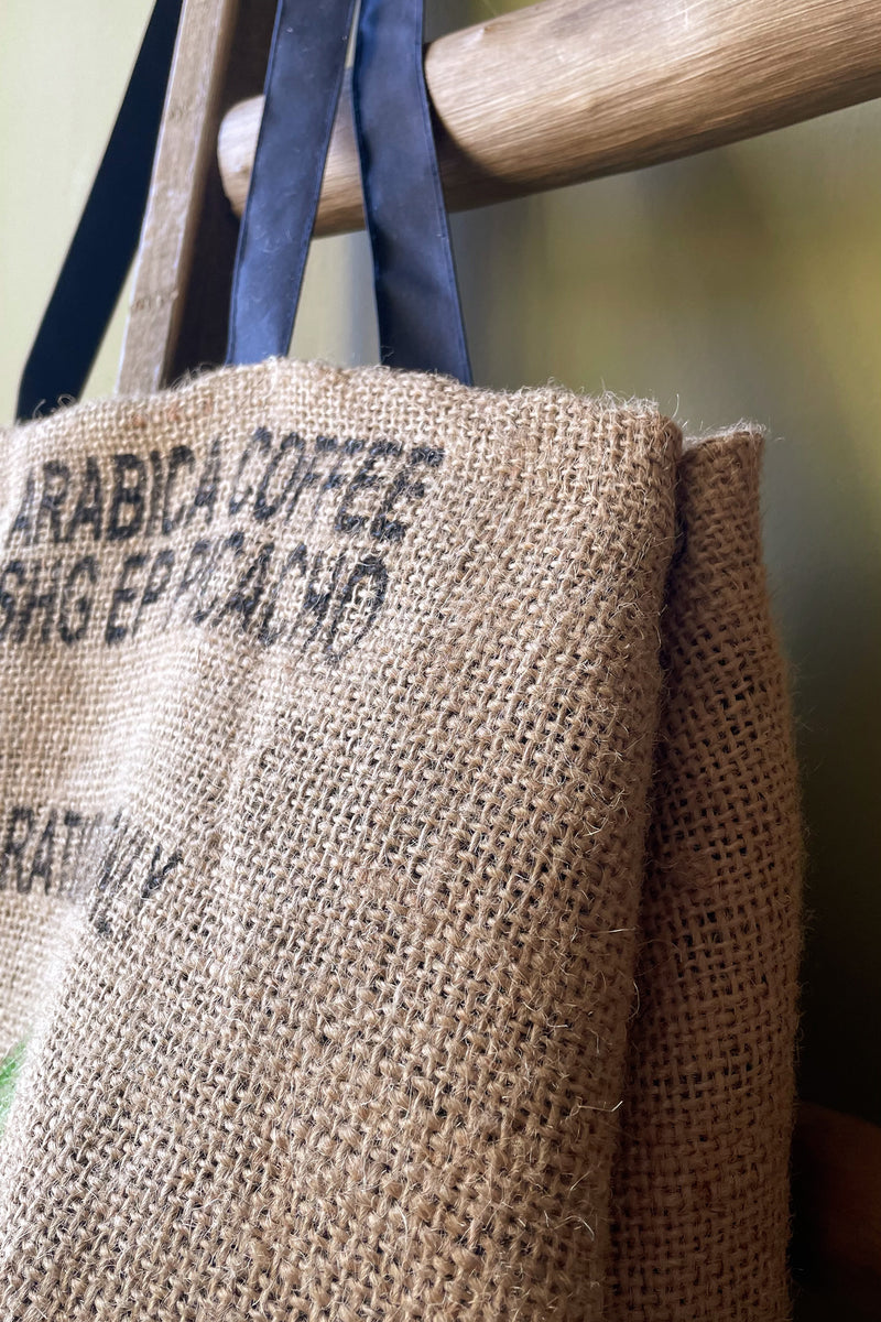 The Ultimate Utility Tote - Premium 002